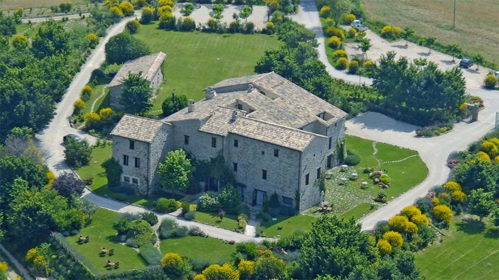 Castello di Petrata wedding band Assisi