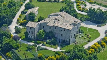 Castello di Petrata wedding band, Assisi, Umbria, Italy. Featured img